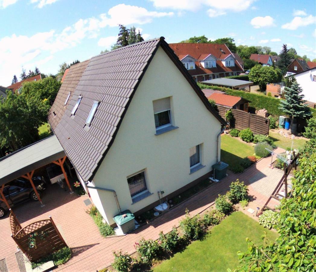 Villa Ferienhaus Dora à Rechlin Extérieur photo